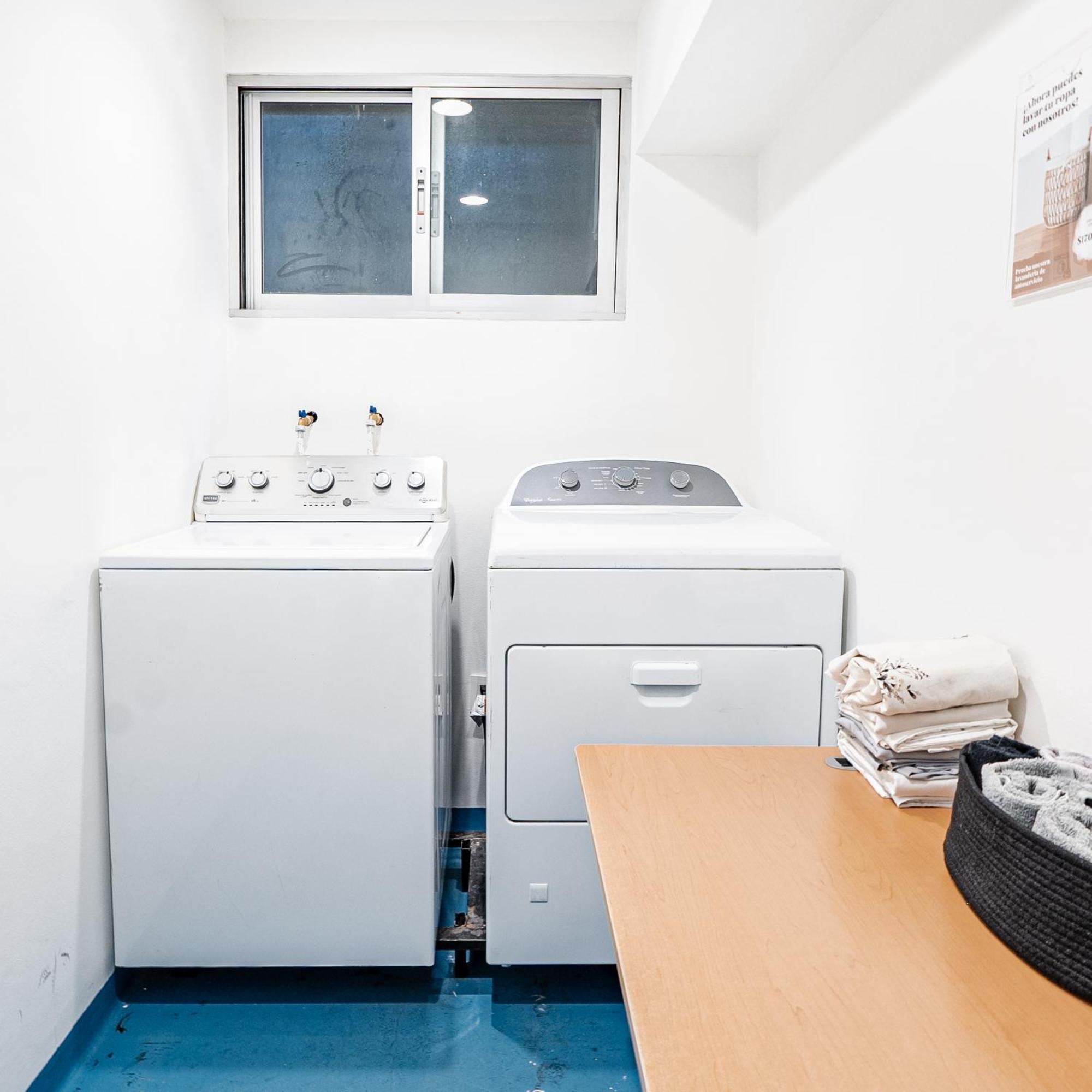Cama En Habitacion Compartida Mixta 멕시코 시 외부 사진